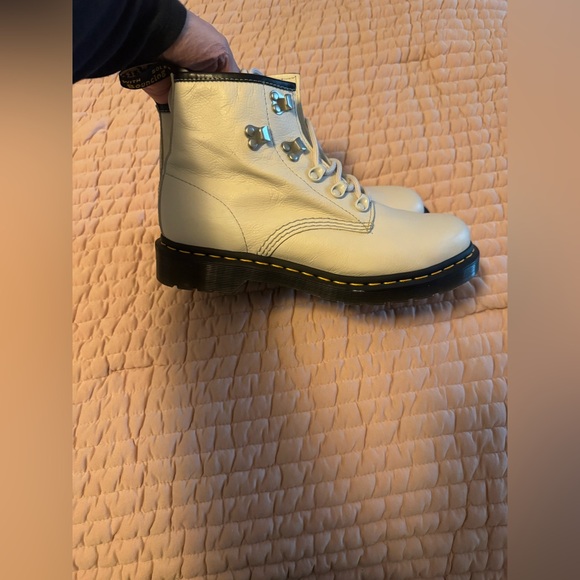 Dr. Martens 101 Leather Lace-Up Boots Yellow Stitch Sz US 9 NWOB - Picture 2 of 7